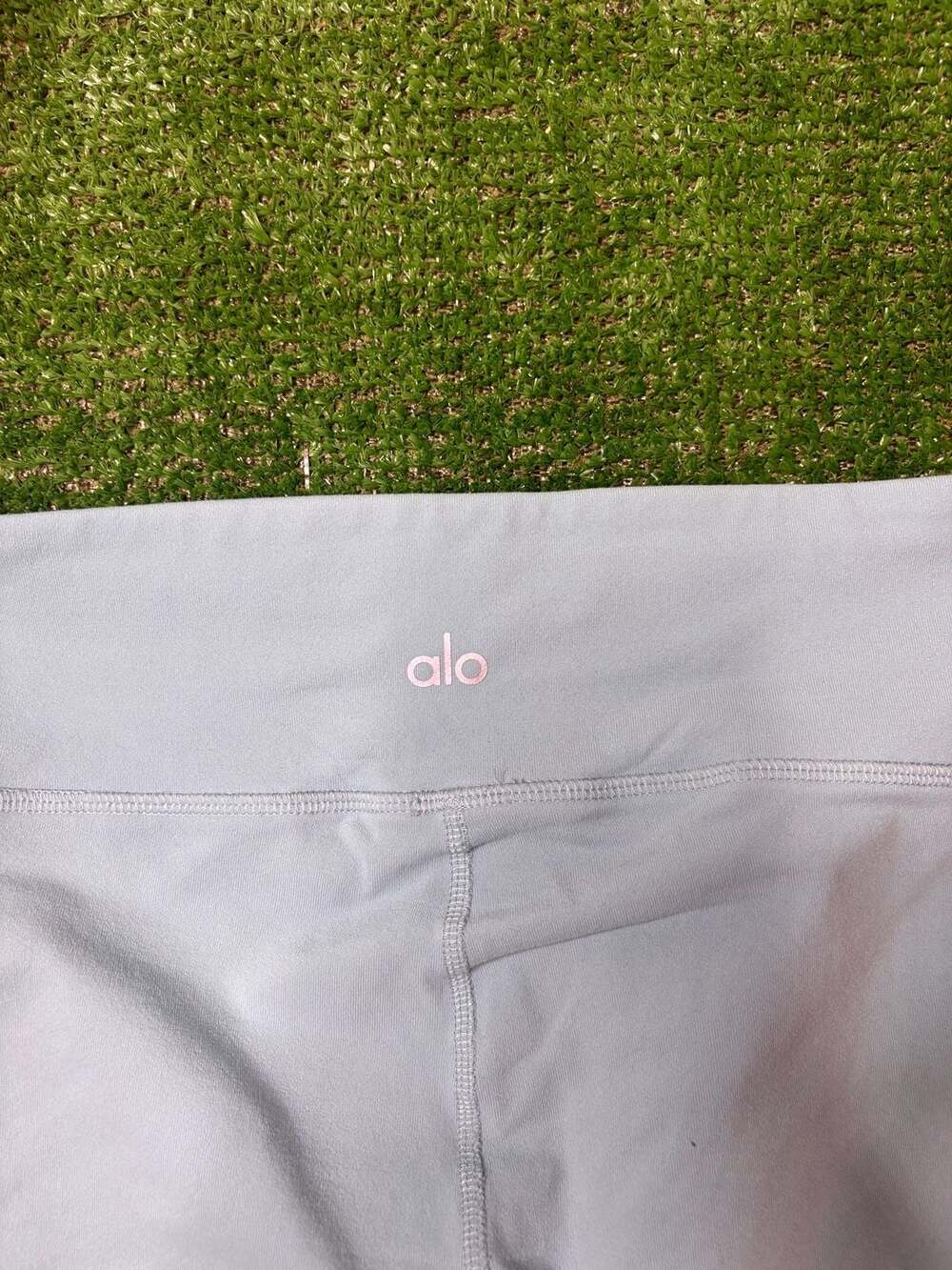 Alo Yoga Blue Vitality Lace Gray Panel Yoga Leggings - Picture 8 of 9